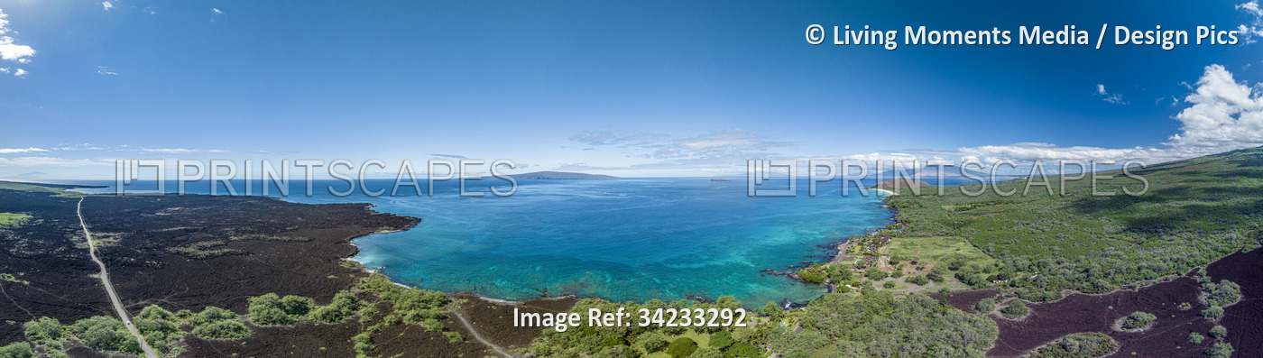 Drone view of Ahihi Bay and the coastline of Maui, with a view of Lanai, ...
